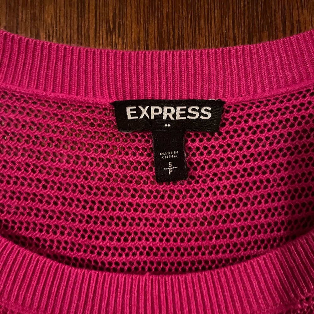 Express Top - Picture 6 of 7